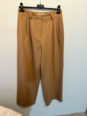 Only camel pants like new, size M 38 10