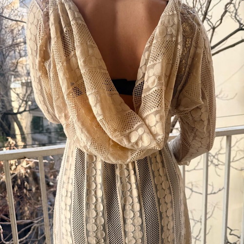 Nidodileda dress new, beige and gold