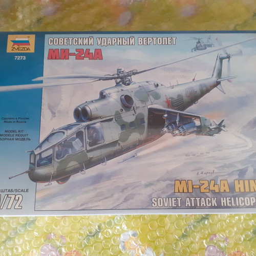 Soviet Attack Helicopter Mi-24A Hind Model Kit 1/72 new