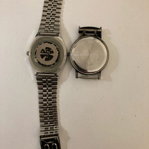 Wristwatches used, 2 pieces for repair or spare parts