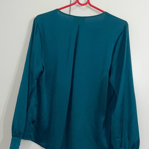 Jown Lewis shirt cypress like new, size M