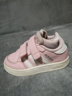 Adidas παιδικά αθλητικά μεταχειρισμένα, ροζ, μέγεθος 24