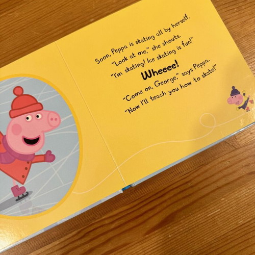Peppa Pig: Peppa Goes Ice Skating children's book like new