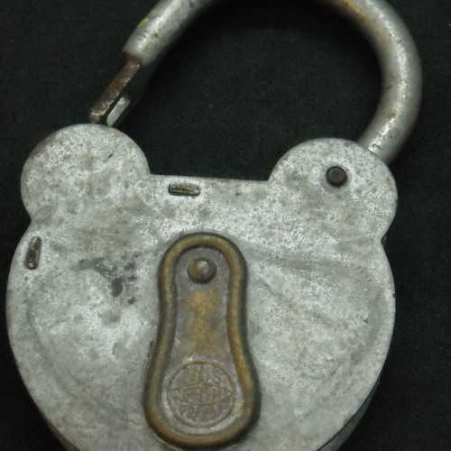 Large Unis F.T.H. France padlock used with functional key