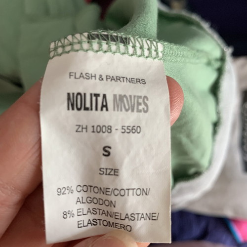 Nolita sleeveless jacket small with beautiful colors