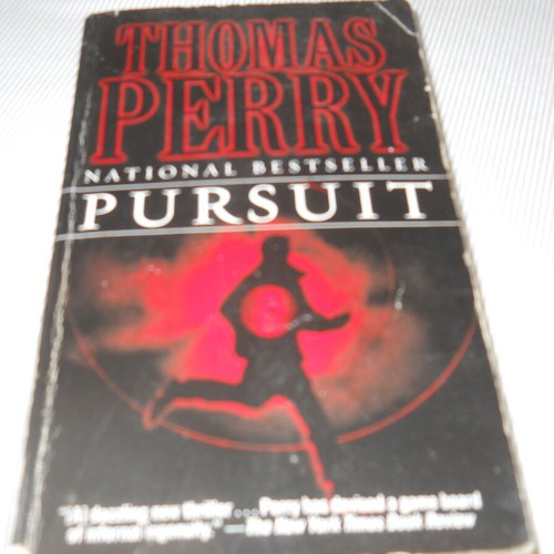 Thomas Perry Pursuit paperback book used in good condition