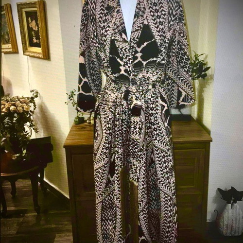 Nidodileda Boho Kimono Jacket with Belt and Fringe