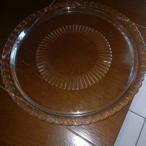 Glass serving platter used, 32 cm, with minor damages