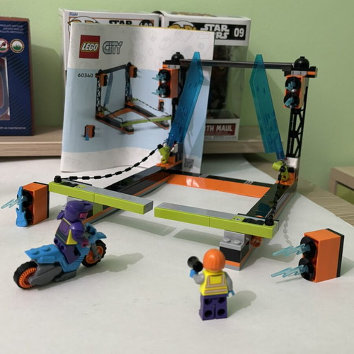The Blade Stunt Challenge Lego City set like new, 150 pieces