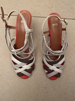 Boss leather high-heeled sandals with straps, like new, white and grey