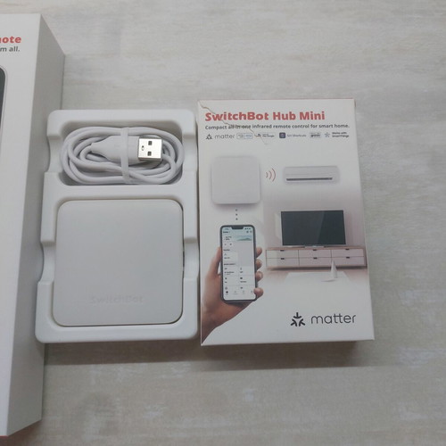 SwitchBot Universal Remote and Hub Mini new smart home kit with Matter
