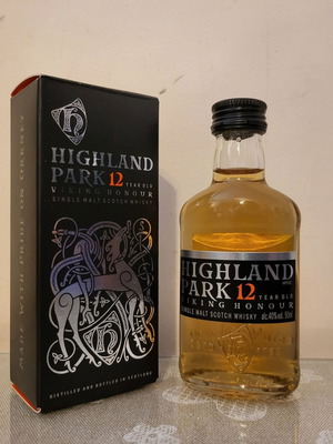 Highland Park 12yo whisky miniature new, glass bottle 50ml