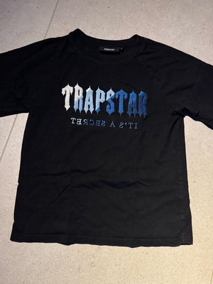 Trapstar t-shirt used, size S, black and blue