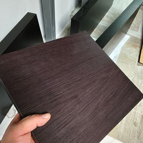 Coffee table oak wood new, brown color