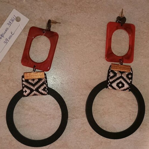 White Room earrings new, multicolor