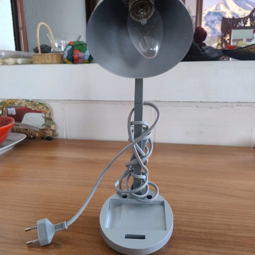 Desk lamp with pencil holders like new