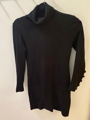 ZINI Black turtleneck short dress with buttons on sleeve like new, size 40
