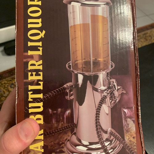 Drink dispenser with pump unused