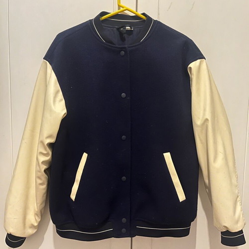 College jacket like new, dark blue with beige sleeves