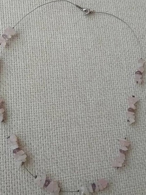 Short necklace with pink semi-precious stones new