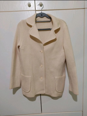 Beige outerwear used, size XXL / 44 / 16