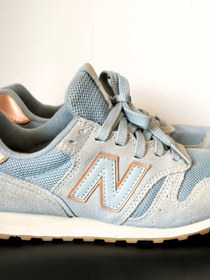 New Balance 373 women's sneakers like new, size 37, blue