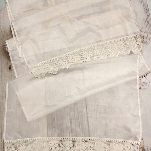 Set of 2 used cotton salon napkins 101x61 cm
