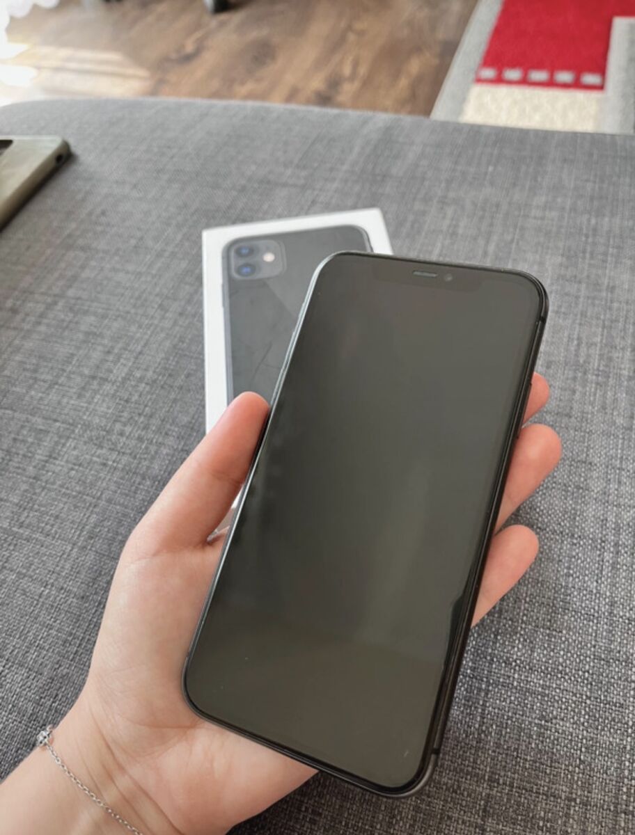 iPhone 11 64GB Black like new - € 109,00 - Vendora.cy