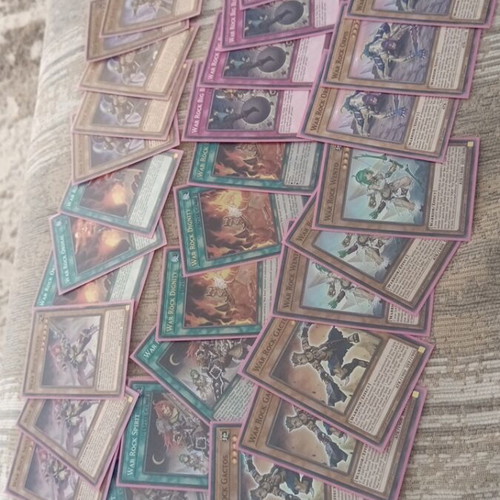 Yu-Gi-Oh War Rock Deck-Core like new, 33 cards