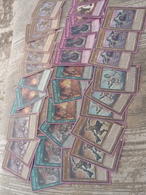 Yu-Gi-Oh War Rock Deck-Core like new, 33 cards
