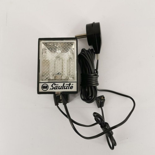 Saulute camera flash used, functional