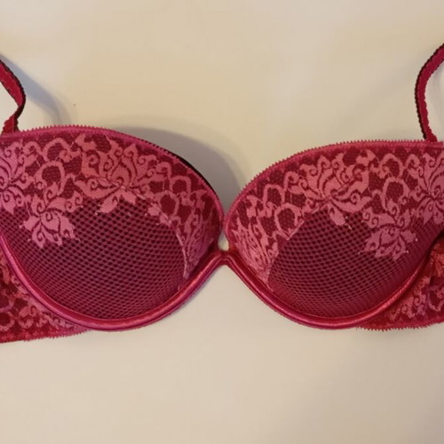 Luna bra size 70C, like new, magenta