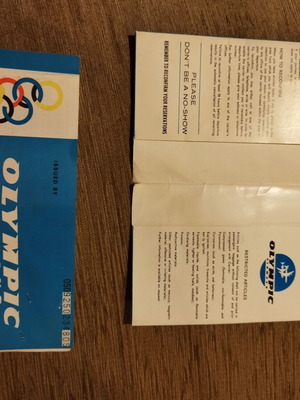 Ολυμπιακή Αεροπορία εισιτήριο δεκαετίας 70 με θήκη και αποκόμματα αποσκευών