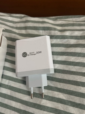Φορτιστή 30 W