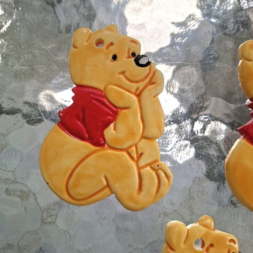 Winnie clay decorations like new, set of 3 with magnets