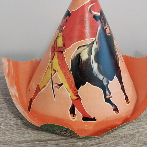 Pierrot paper hats 1970 like new, pack