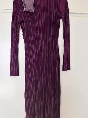 Midi pleated purple dress new with belt Trendyol small