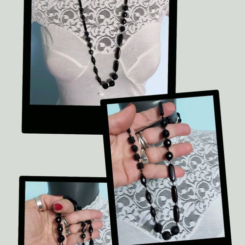 Necklaces and chokers like new, set of 4 pieces