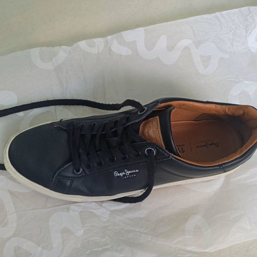 Pepe Jeans sneakers black like new, size 45