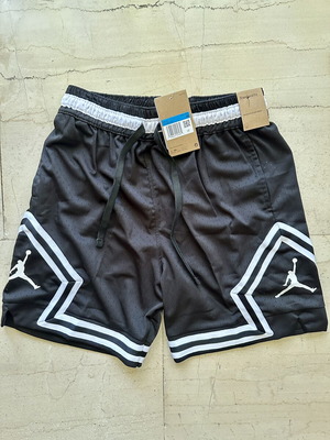Jordan Dri-FIT Shorts new with tags, black, size M