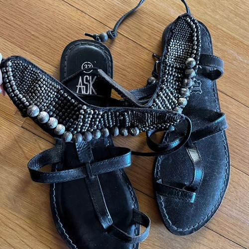 Leather vintage black sandals new, decorated with metal pearls