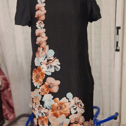 Monsoon black floral dress like new, size M