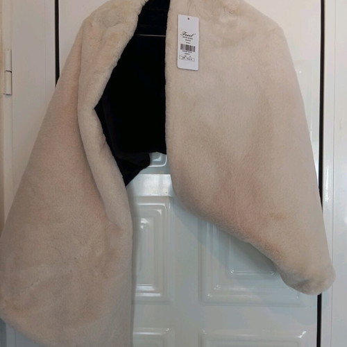 Vassilis Zoulias bolero new with tag, black and white, size XXXL