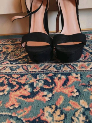 Alta Moda black suede high-heeled sandals used size 39