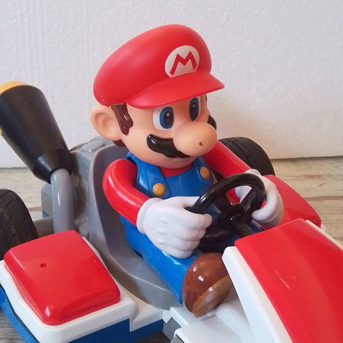 Mario Kart RC Remote Control Nintendo 1:16 Scale like new