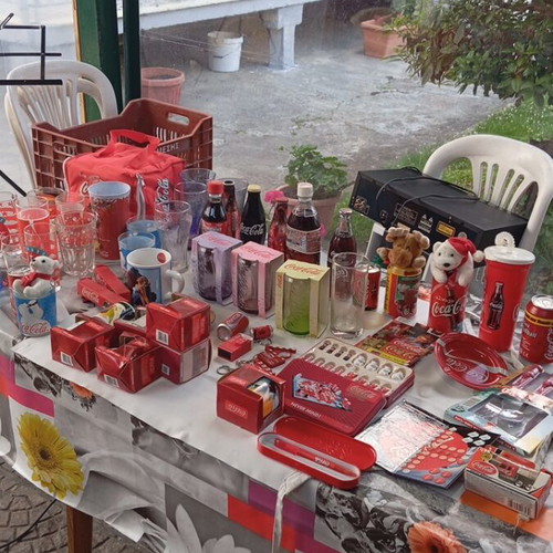 Coca-Cola collection new, 51 collectible pieces