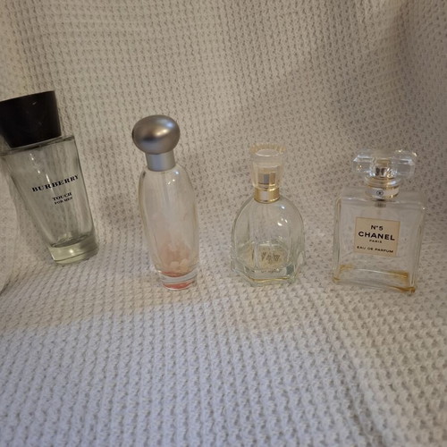 Empty perfume bottles set used with semi-precious stones