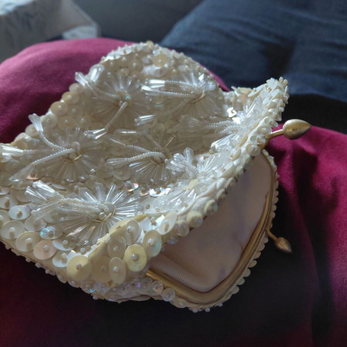 Vintage clutch bag like new with white sequins and beads