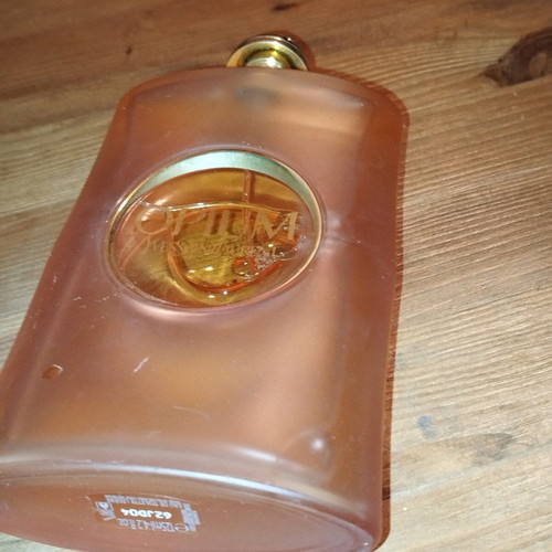 YveSaintLaurent Opium edt legere used