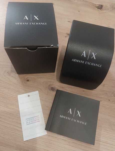 Θήκη ρολογιού ARMANI EXCHANGE